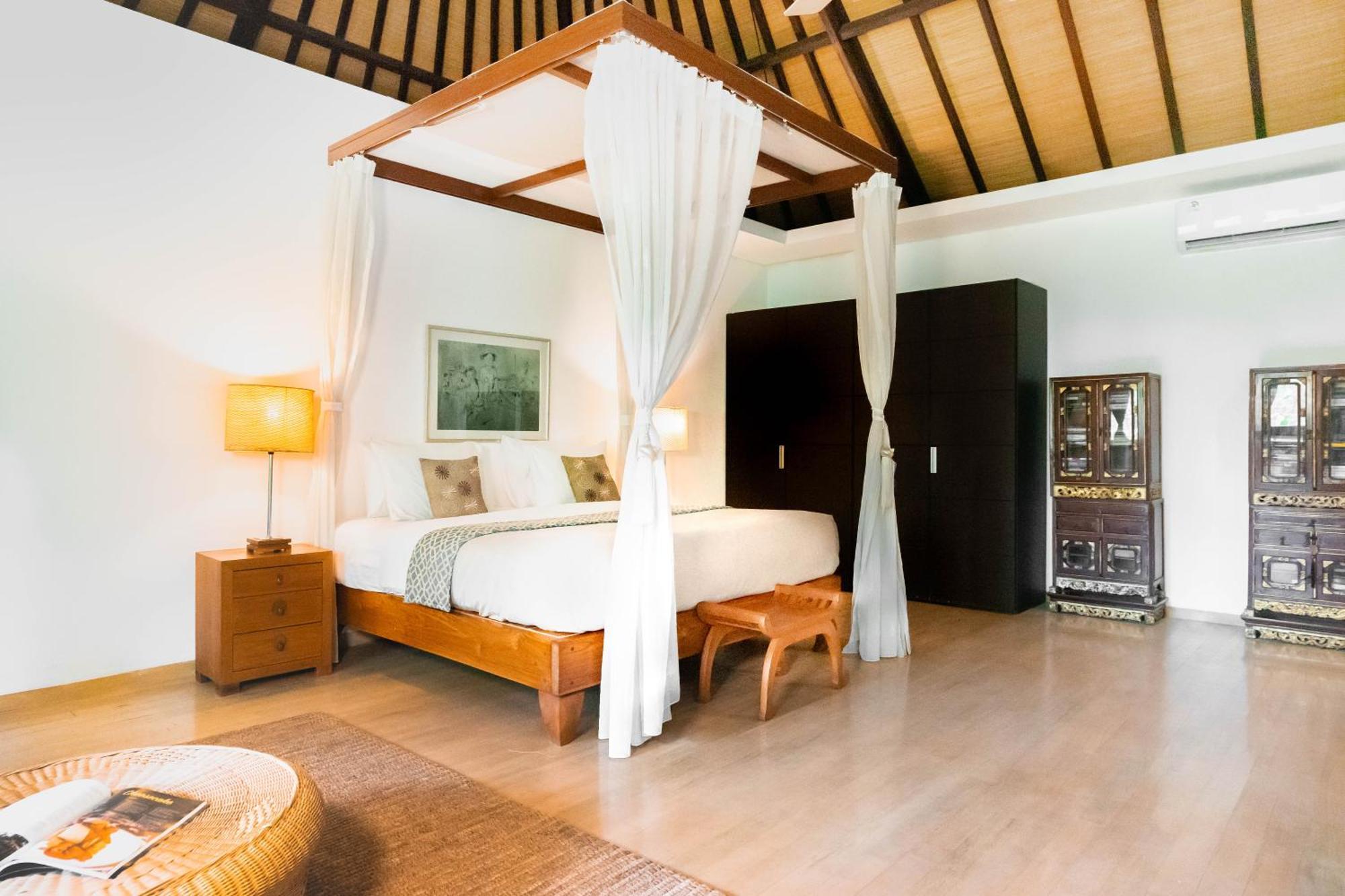 Villa The Asraya By Nakula